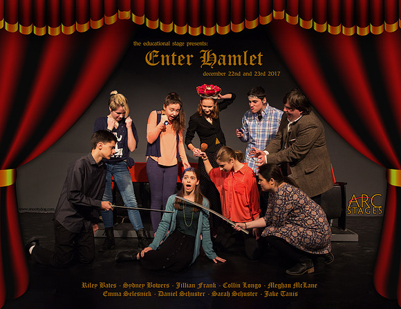 Enter HamletKI6A3513_12_2017